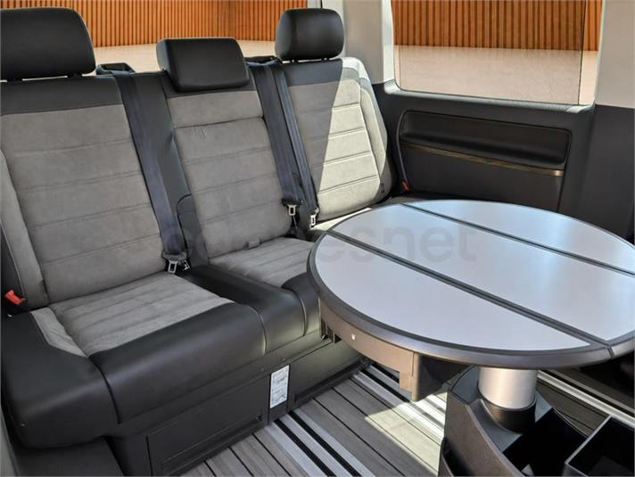 Volkswagen Multivan T6.1 Highline 4Motion DSG